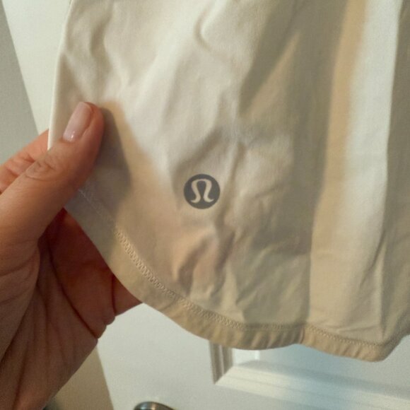 lululemon athletica "Sculpt" Tank White Size 10 - Picture 3 of 3